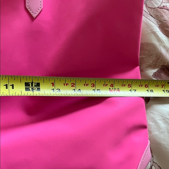 Juicy Couture Vibrant Pink Tote - Picture 2 of 3